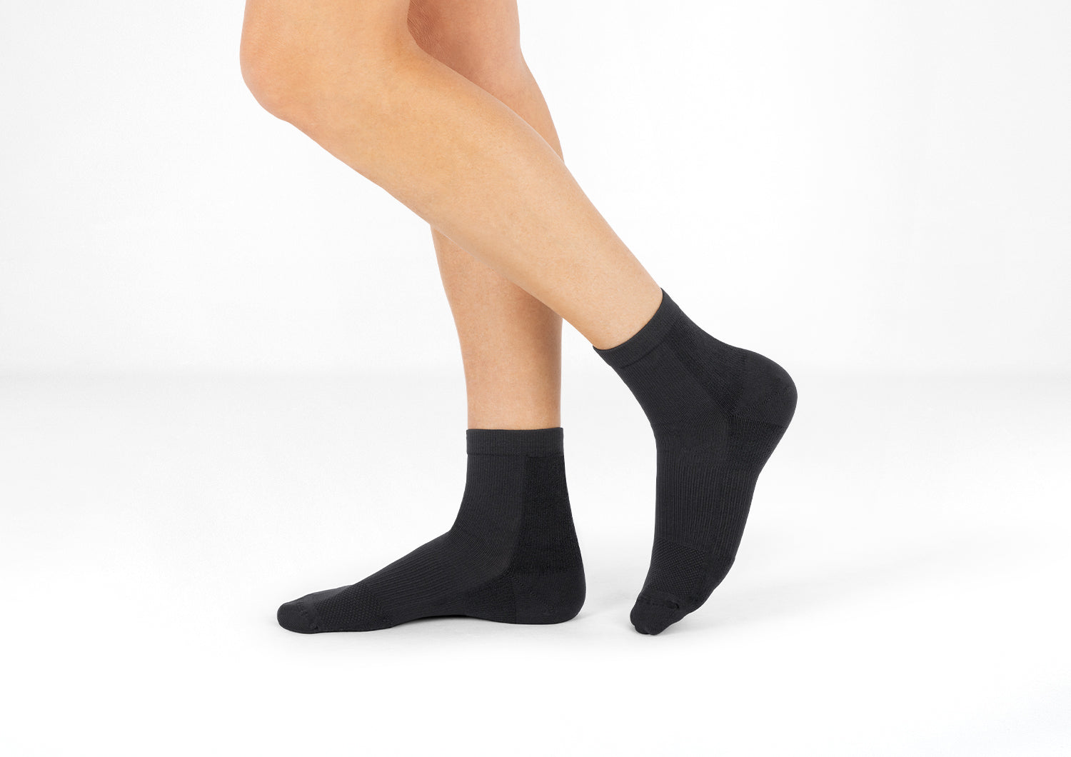 Alternative view of Compression Ankle Socks 20-30 mmHg - Black