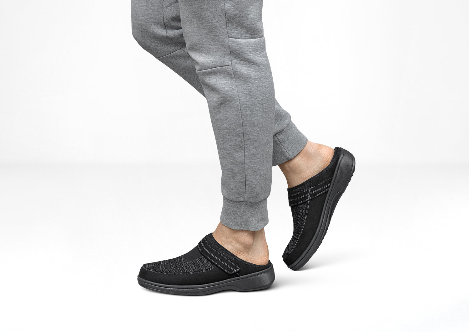 Alternative view of Hudson - Black