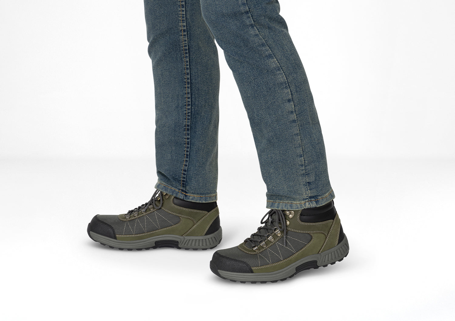 Alternative view of Hunter - Olive