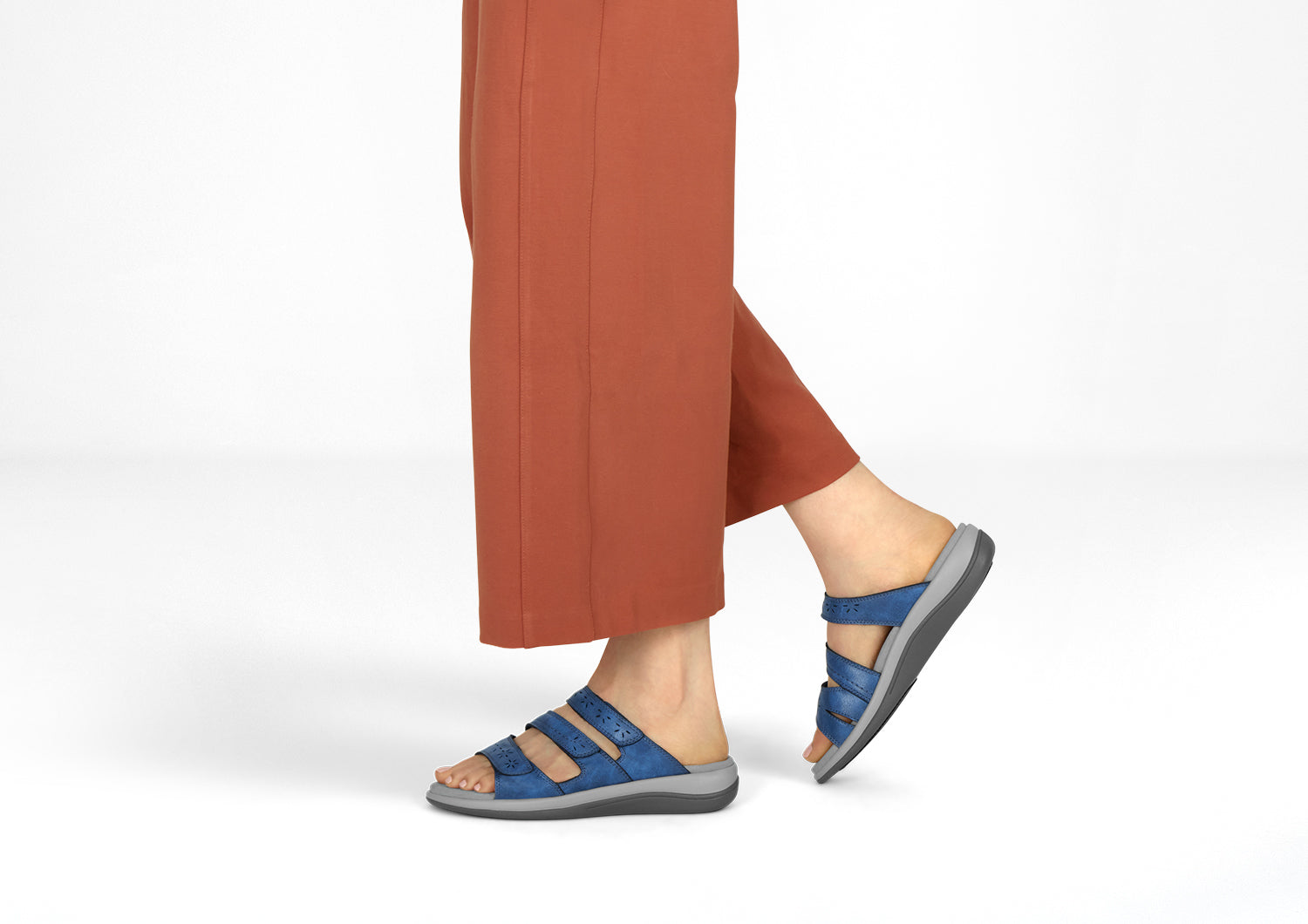 Alternative view of Sahara - Indigo Blue