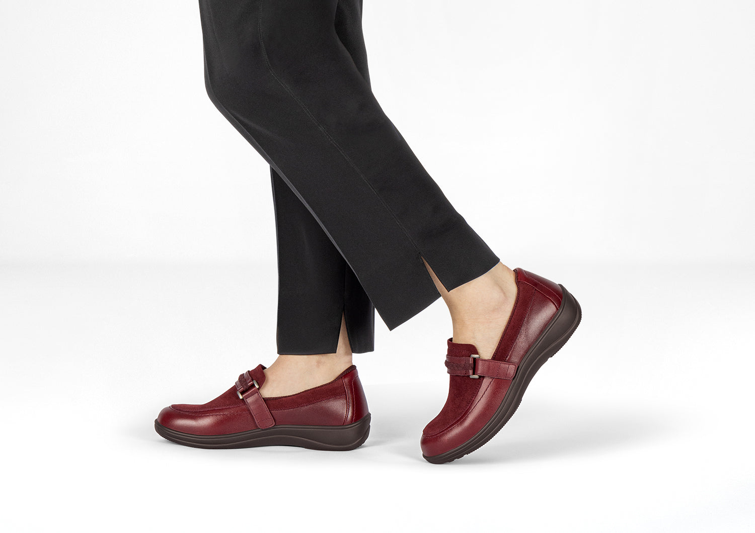Alternative view of Chelsea - Dark Cherry